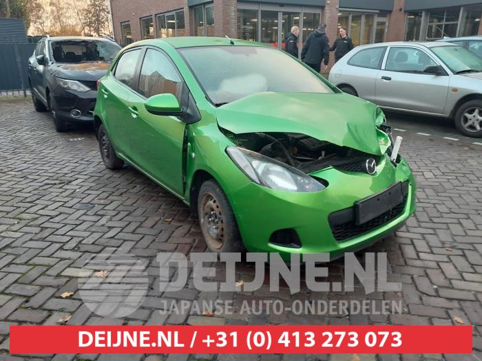 Mazda 2 Kontaktslot+Sleutel O596395 Donorvoertuig