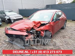 Mazda 3 18-