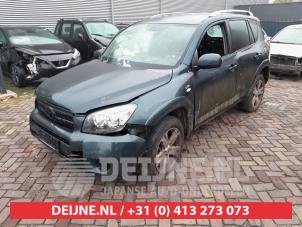Toyota Rav-4 06-