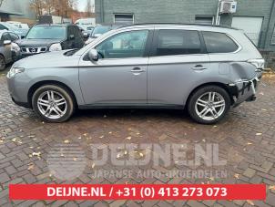 Mitsubishi Outlander 12-
