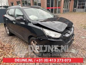 Hyundai IX35 Portierruit 4Deurs rechts-voor O587932 Donorvoertuig