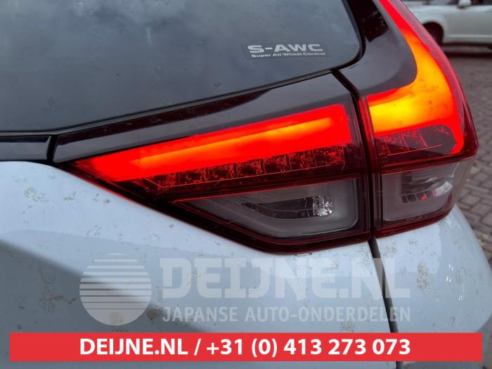 Mitsubishi Eclipse Cross 2.4 16V PHEV 4x4 Sloopvoertuig (2023, Wit)