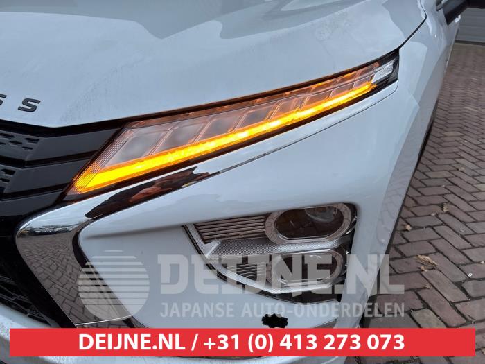Mitsubishi Eclipse Cross 2.4 16V PHEV 4x4 Sloopvoertuig (2023, Wit)