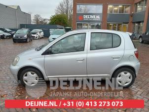 Toyota Yaris 1 00-