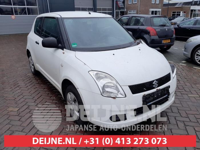 Suzuki Swift Bumperframe voor O612501 Donorvoertuig