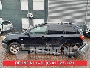 Mitsubishi Outlander 03-