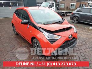 Toyota Aygo Schokdemperpoot rechts-voor O628258 Donorvoertuig