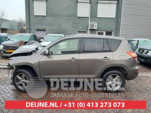 Toyota Rav-4 06-