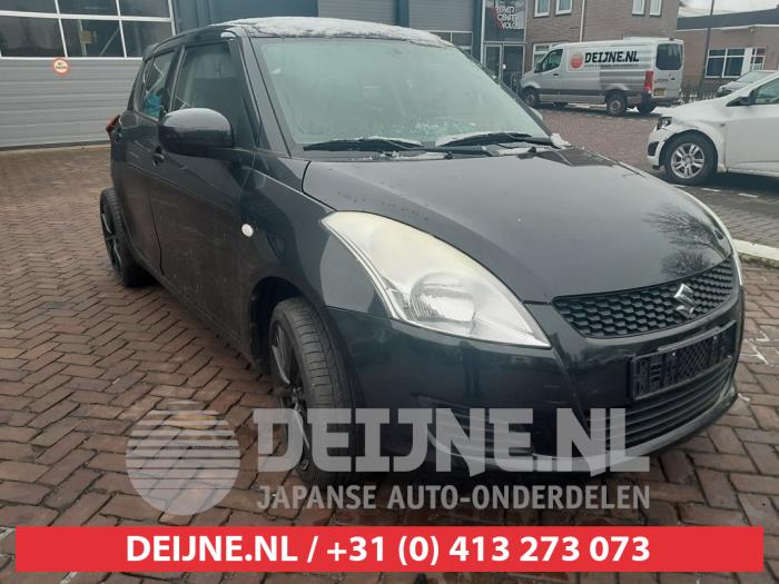 Suzuki Swift Stuurkolomas O583693 Donorvoertuig