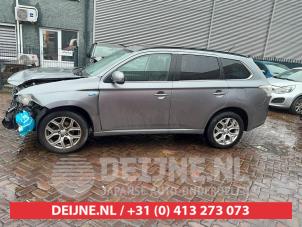 Mitsubishi Outlander 12-