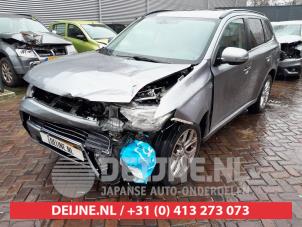 Mitsubishi Outlander 12-