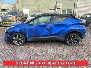 Toyota C-HR 16-