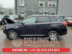 Mitsubishi Outlander 12-