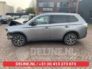 Mitsubishi Outlander 12-