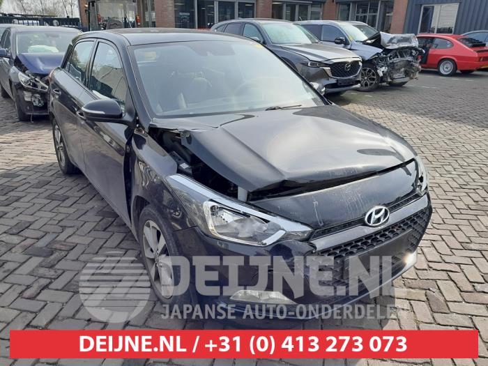 Hyundai I20 Sun visor O597245 Donor vehicle