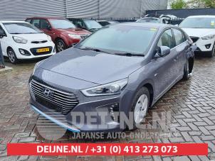 Hyundai Ioniq 16-