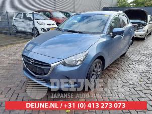 Mazda 2 15-