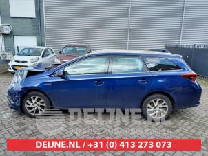 Toyota Auris 13-