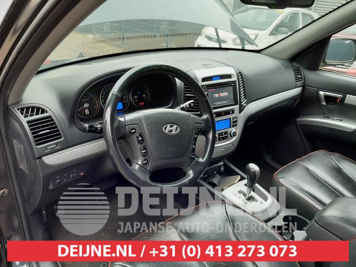 Hyundai Santa Fe II 2.2 CRDi 16V 4x2 Sloopvoertuig (2008, Zwart)