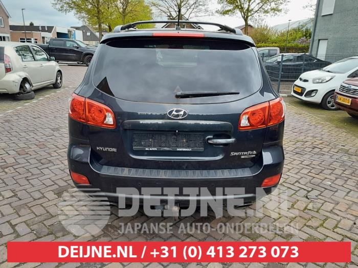 Hyundai Santa Fe II 2.2 CRDi 16V 4x2 Sloopvoertuig (2008, Zwart)