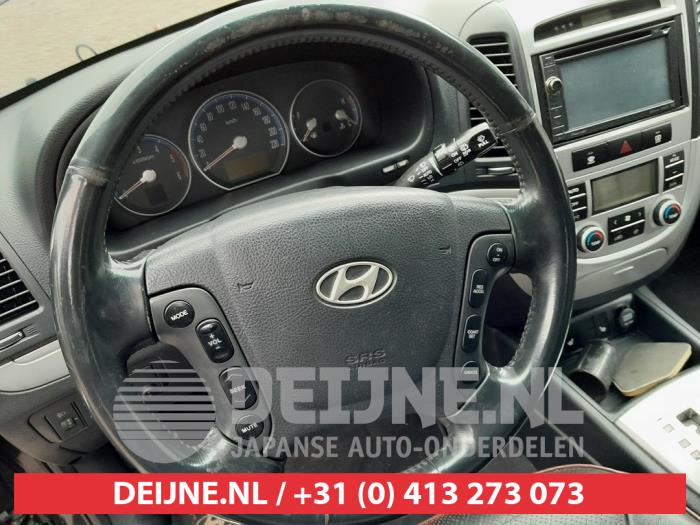 Hyundai Santa Fe II 2.2 CRDi 16V 4x2 Sloopvoertuig (2008, Zwart)