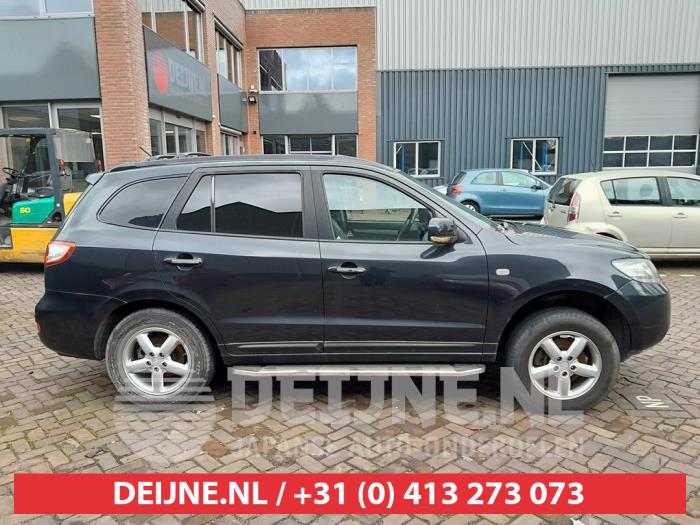 Hyundai Santa Fe II 2.2 CRDi 16V 4x2 Sloopvoertuig (2008, Zwart)