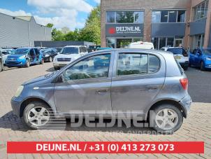 Toyota Yaris 1 00-