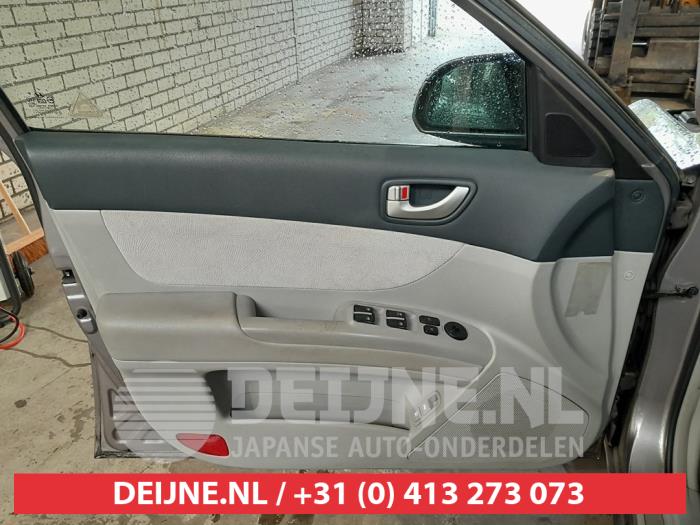 Hyundai Sonata 2.4 16V CVVT Sloopvoertuig (2007, Grijs)