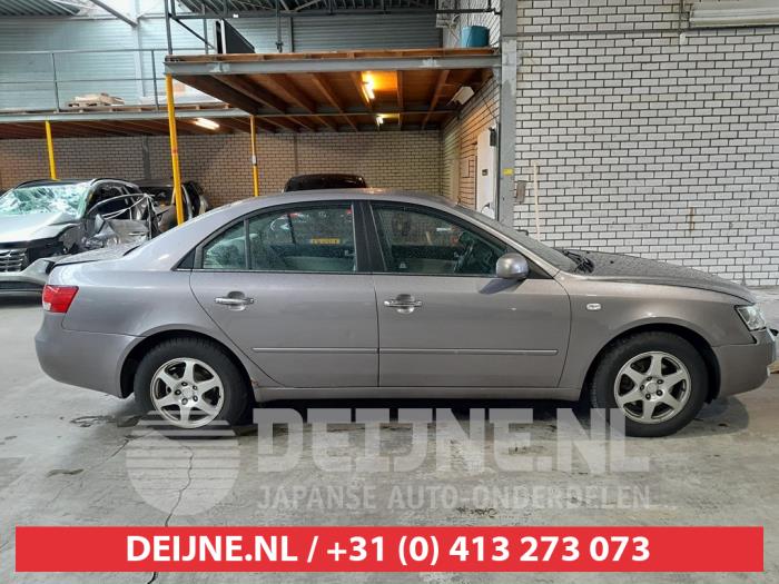 Hyundai Sonata 2.4 16V CVVT Sloopvoertuig (2007, Grijs)