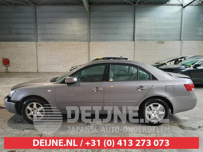 Hyundai Sonata 2.4 16V CVVT Sloopvoertuig (2007, Grijs)