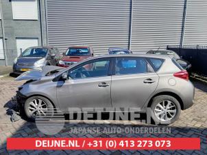 Toyota Auris 13-