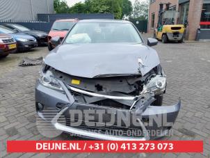 Lexus CT 200h 10-