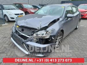 Lexus CT 200h 10-