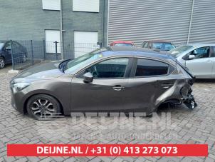 Mazda 2 15-