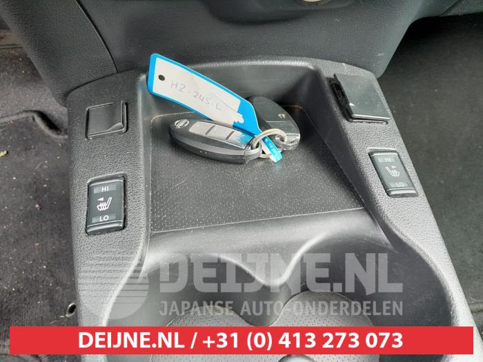 Nissan Leaf Leaf Sloopvoertuig (2016, Rood)