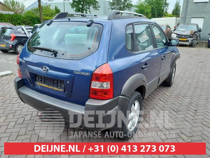 Hyundai Tucson 2.0 16V CVVT 4x2 Sloopvoertuig (2005, Blauw)