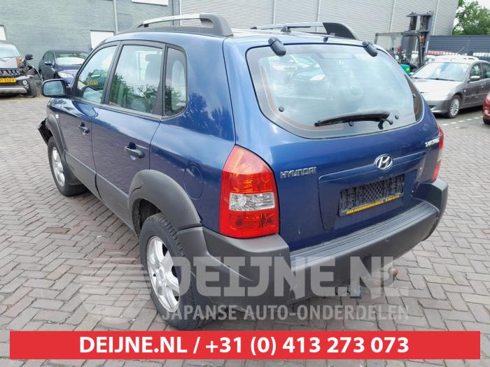 Hyundai Tucson 2.0 16V CVVT 4x2 Sloopvoertuig (2005, Blauw)
