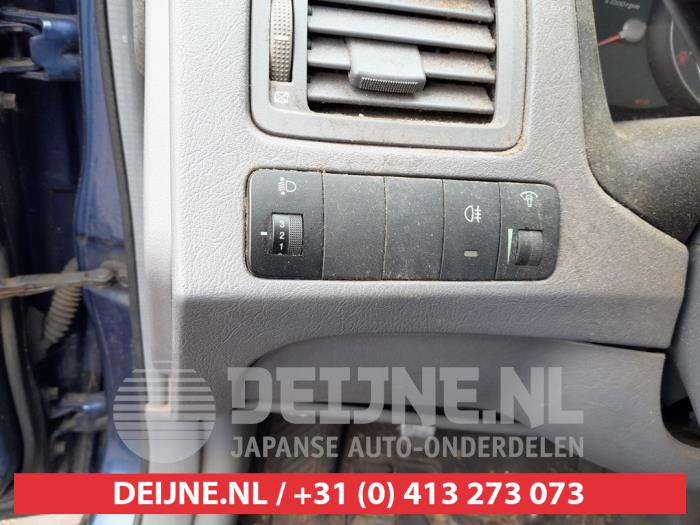 Hyundai Tucson 2.0 16V CVVT 4x2 Sloopvoertuig (2005, Blauw)