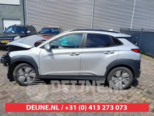 Hyundai Kona 17-