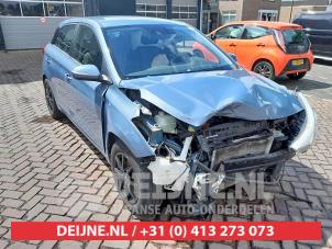 Hyundai I20 Tailgate reflector, left O607922 Donor vehicle