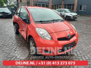 Toyota Yaris Driehoeks Ruit links-voor O605064 Donorvoertuig