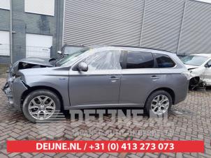 Mitsubishi Outlander 12-