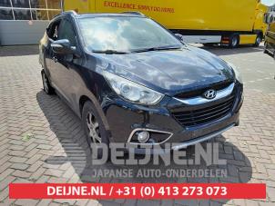 Hyundai IX35 Knuckle, front right O610979 Donor vehicle