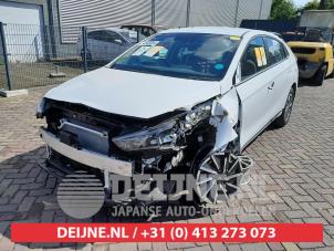 Hyundai Ioniq 16-