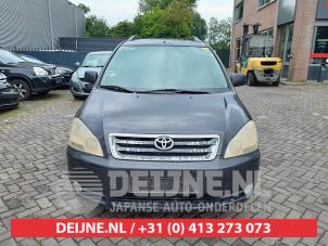 Toyota Avensis Verso 01-