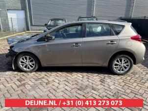 Toyota Auris 13-