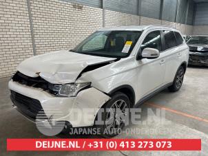 Mitsubishi Outlander 12-