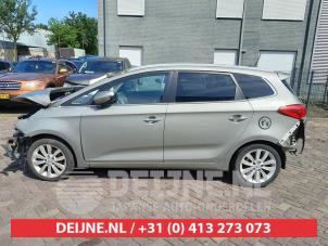 Kia Carens 13-