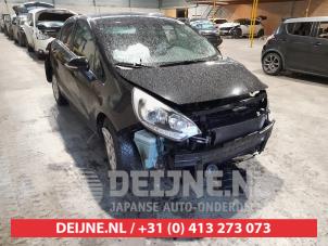 Kia Rio Extra Remlicht midden O630368 Donorvoertuig