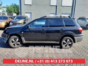 Mitsubishi Outlander 03-